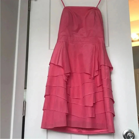 ANTONIO MELANI Dresses & Skirts - Antonio Melani Pink Silk Strapless Dress with Ruffled Bottom Sz 4